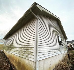 vinyl siding power washed in ofallon wentzville st charles lake saint louis st. peters mo missouri